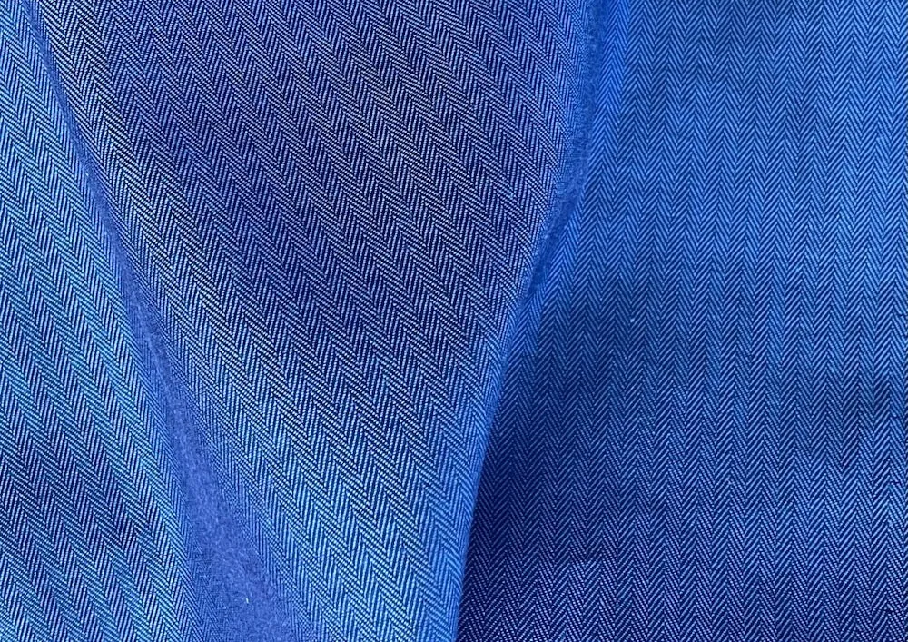 Fine Denim & Coal Cross-Woven Herringbone Cotton Shirting (Made in Italy)