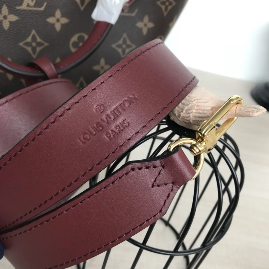 FLOWER ZIPPED TOTE MM