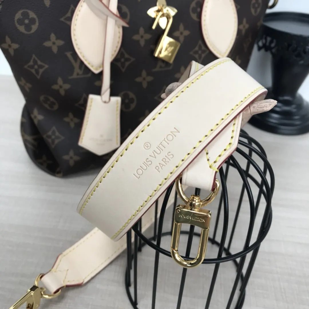 FLOWER ZIPPED TOTE PM