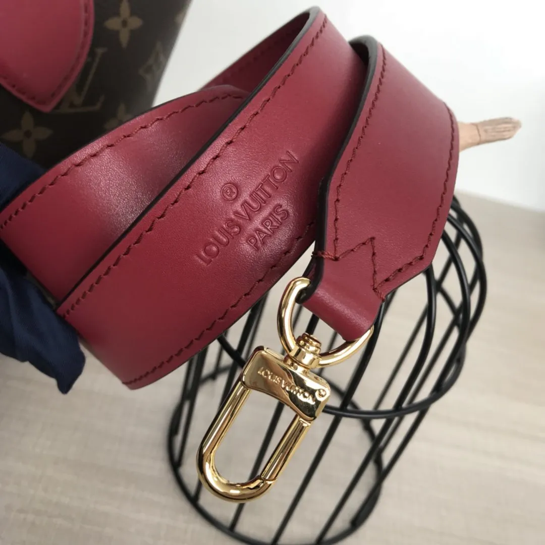 FLOWER ZIPPED TOTE PM